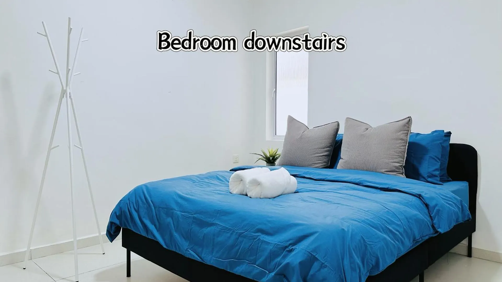 New! 10Pax Special 1,5 Storey Semi-D In Georgetown 70 Inch Smart Tv Casa de Férias George Town