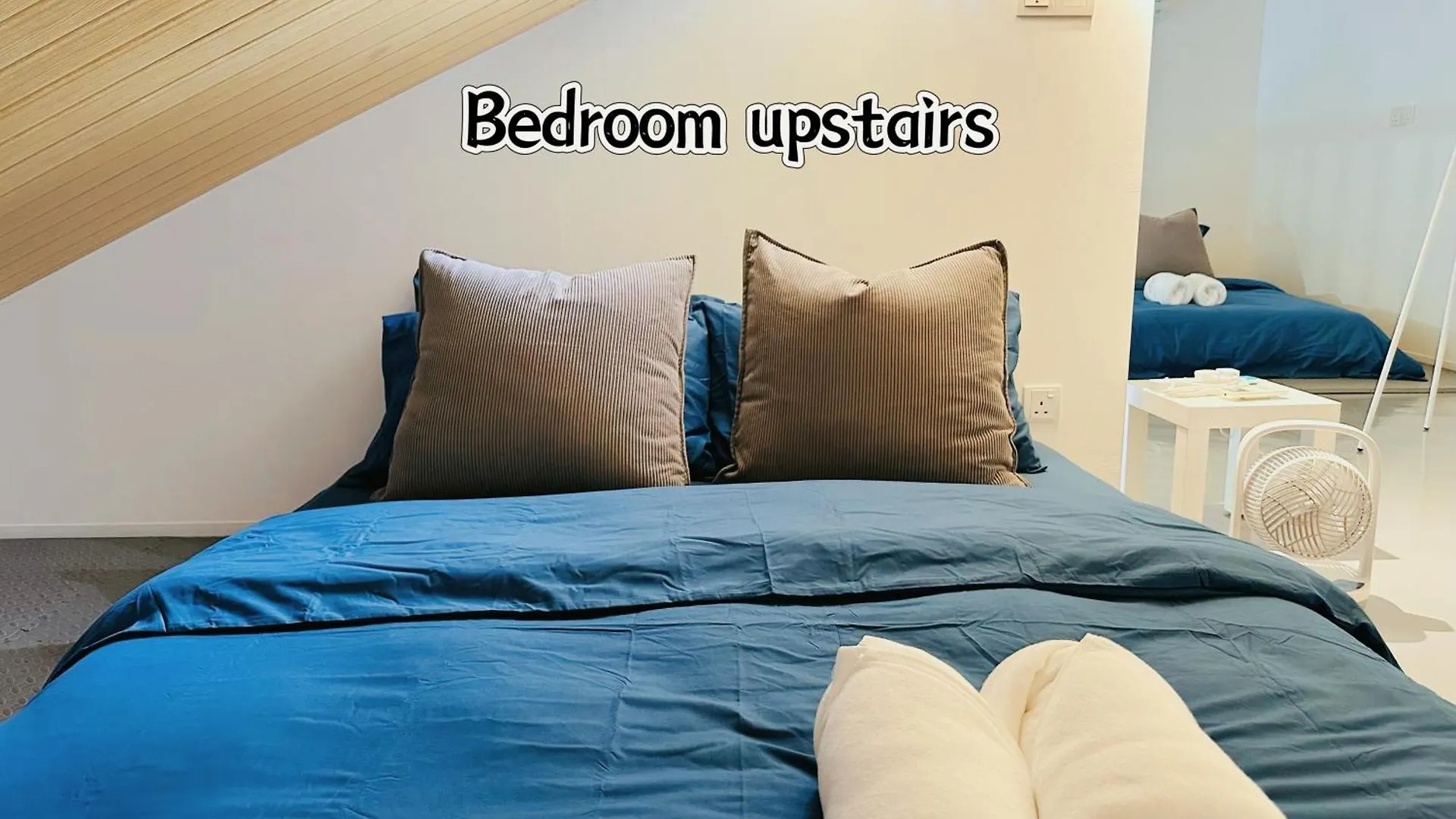 New! 10Pax Special 1,5 Storey Semi-D In Georgetown 70 Inch Smart Tv 0*, George Town